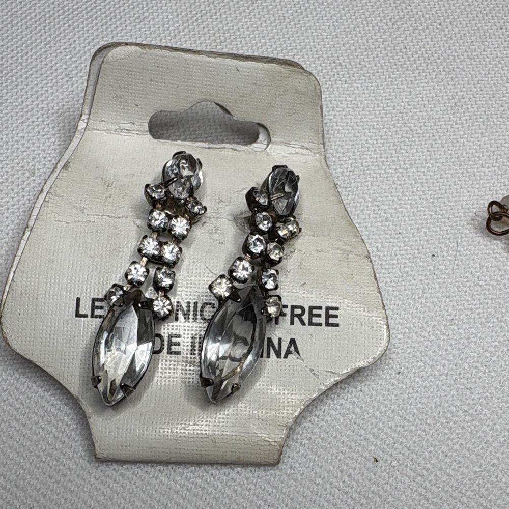 Fashion Jewelry Silver Crystal Earrings